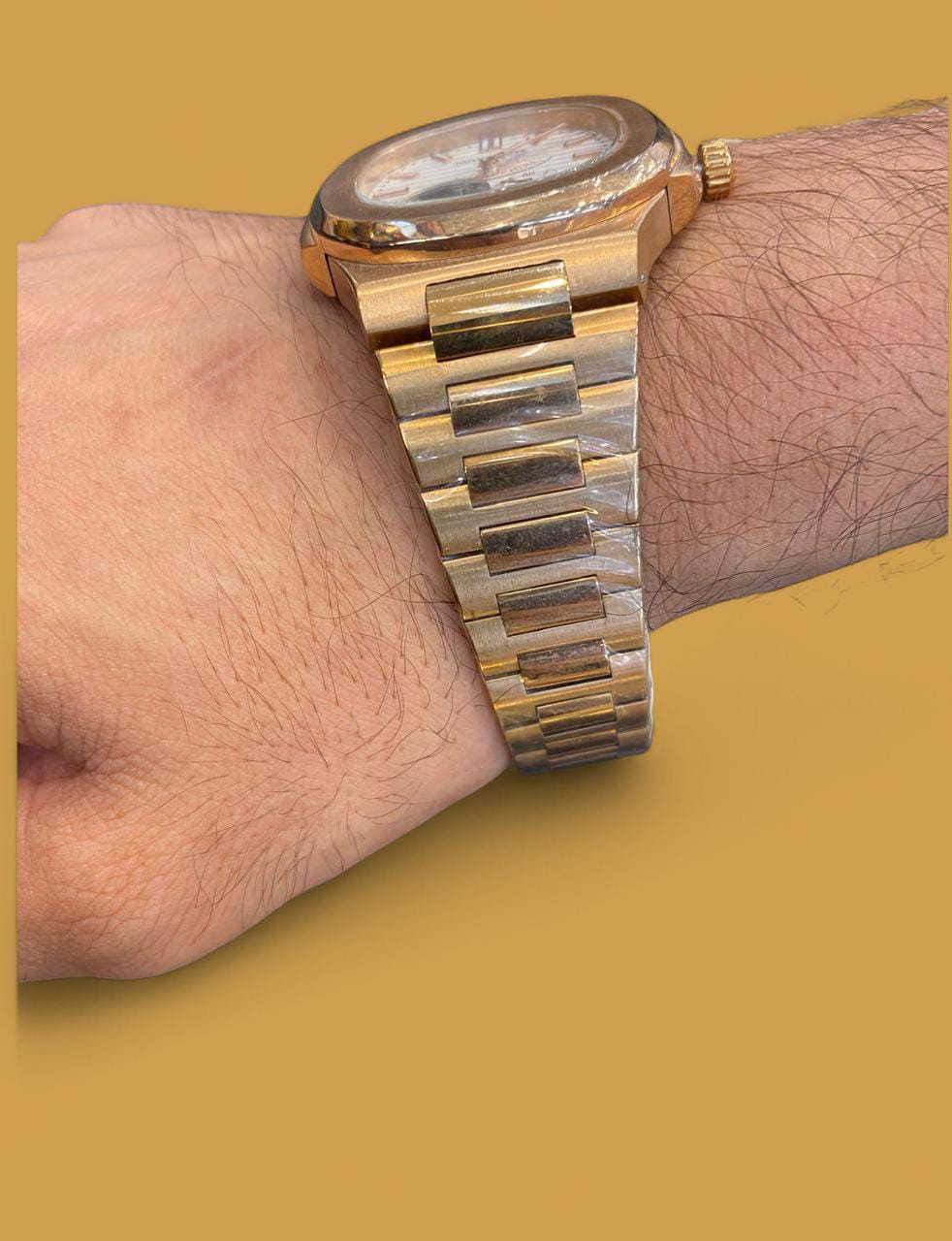 Men Watch