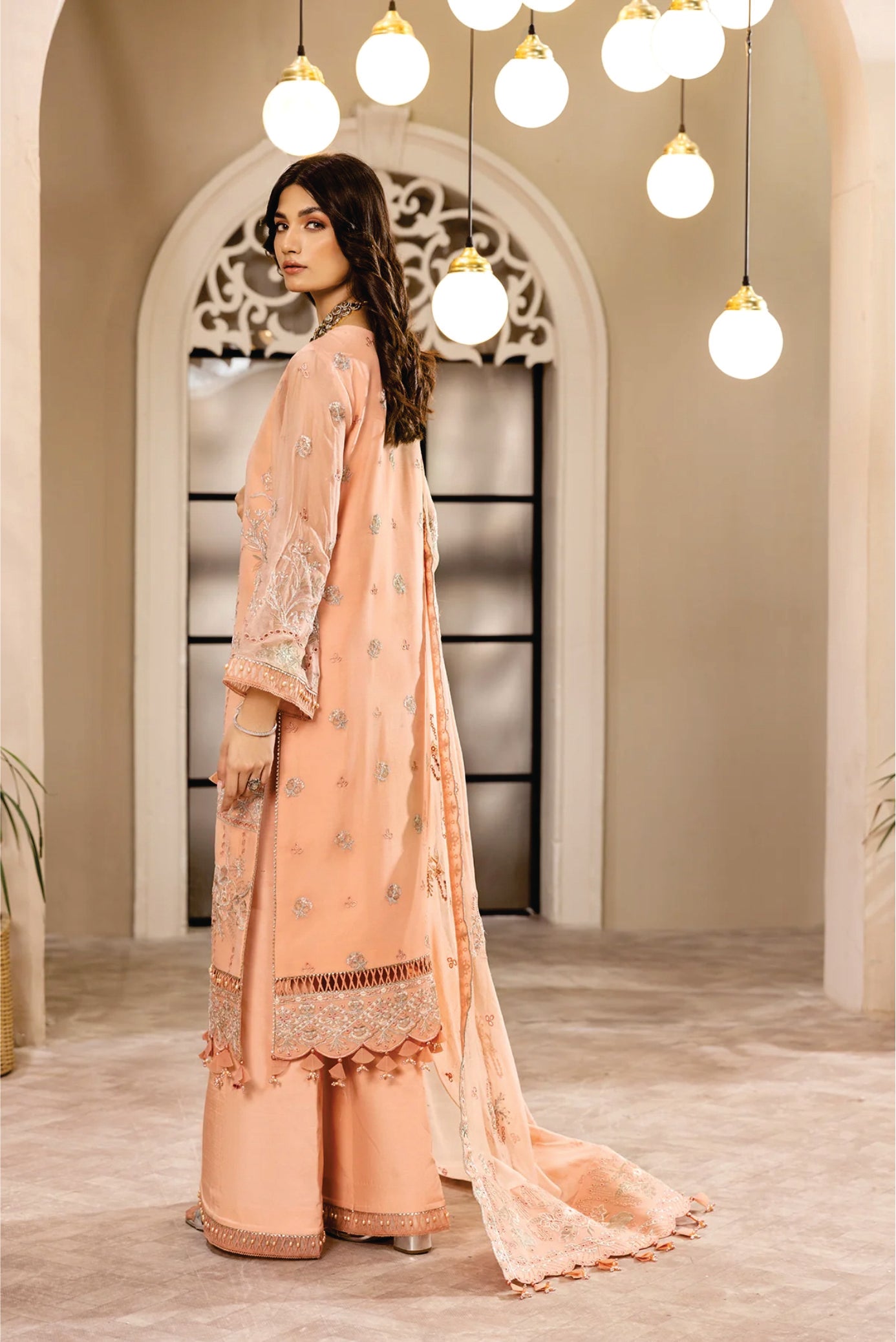 Ladies EMBROIDERED Chiffon Suit Dhaagy by Alizeh