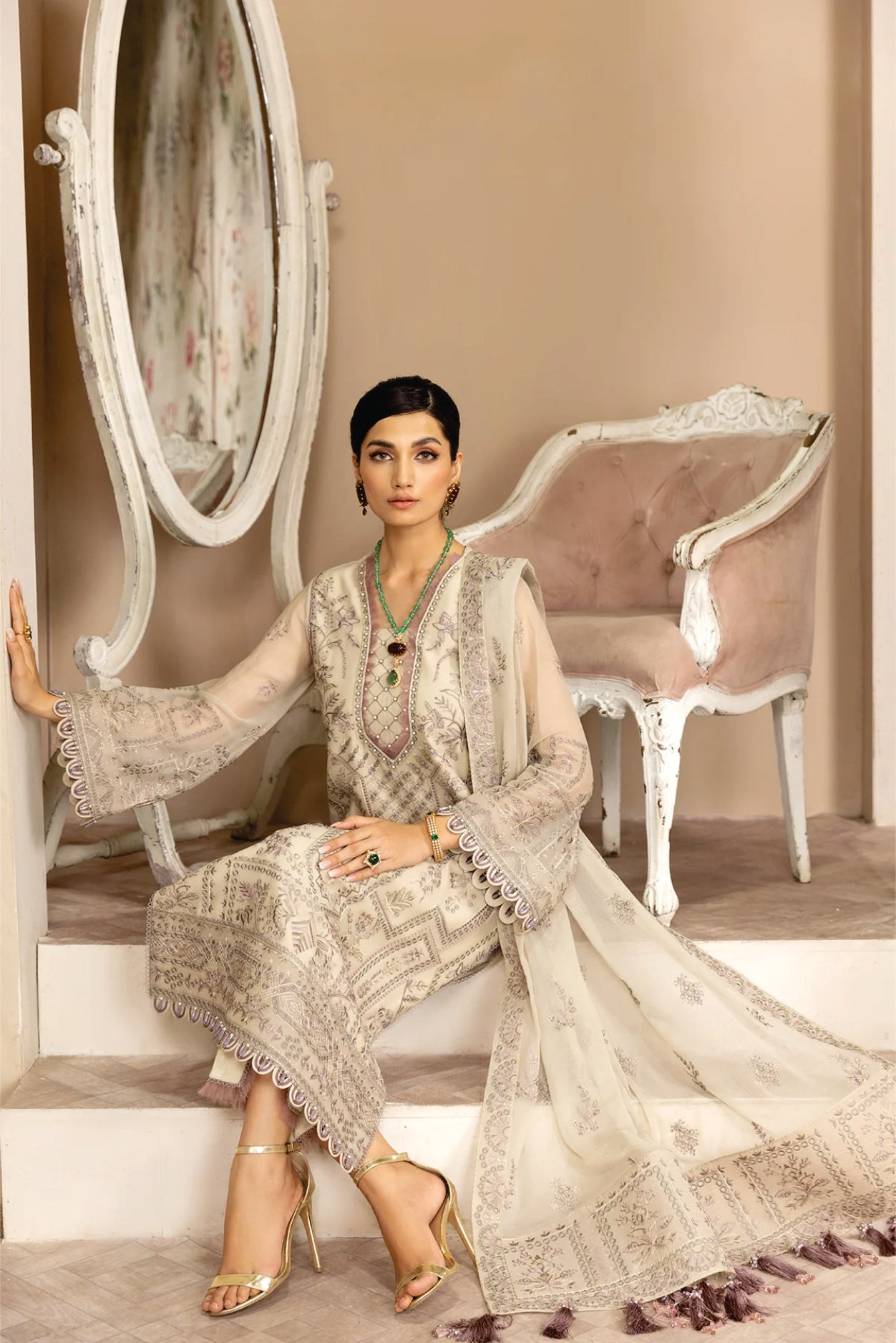 Ladies EMBROIDERED Chiffon Suit DHAAGY by Alizeh