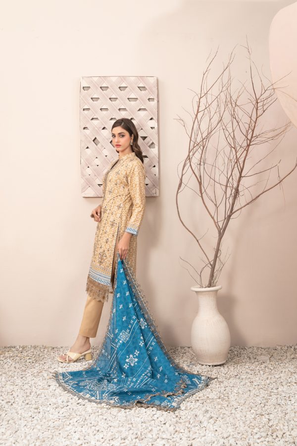 Ladies Unstitched Embroibered Lawn Suit by Tawakkal Fabrics