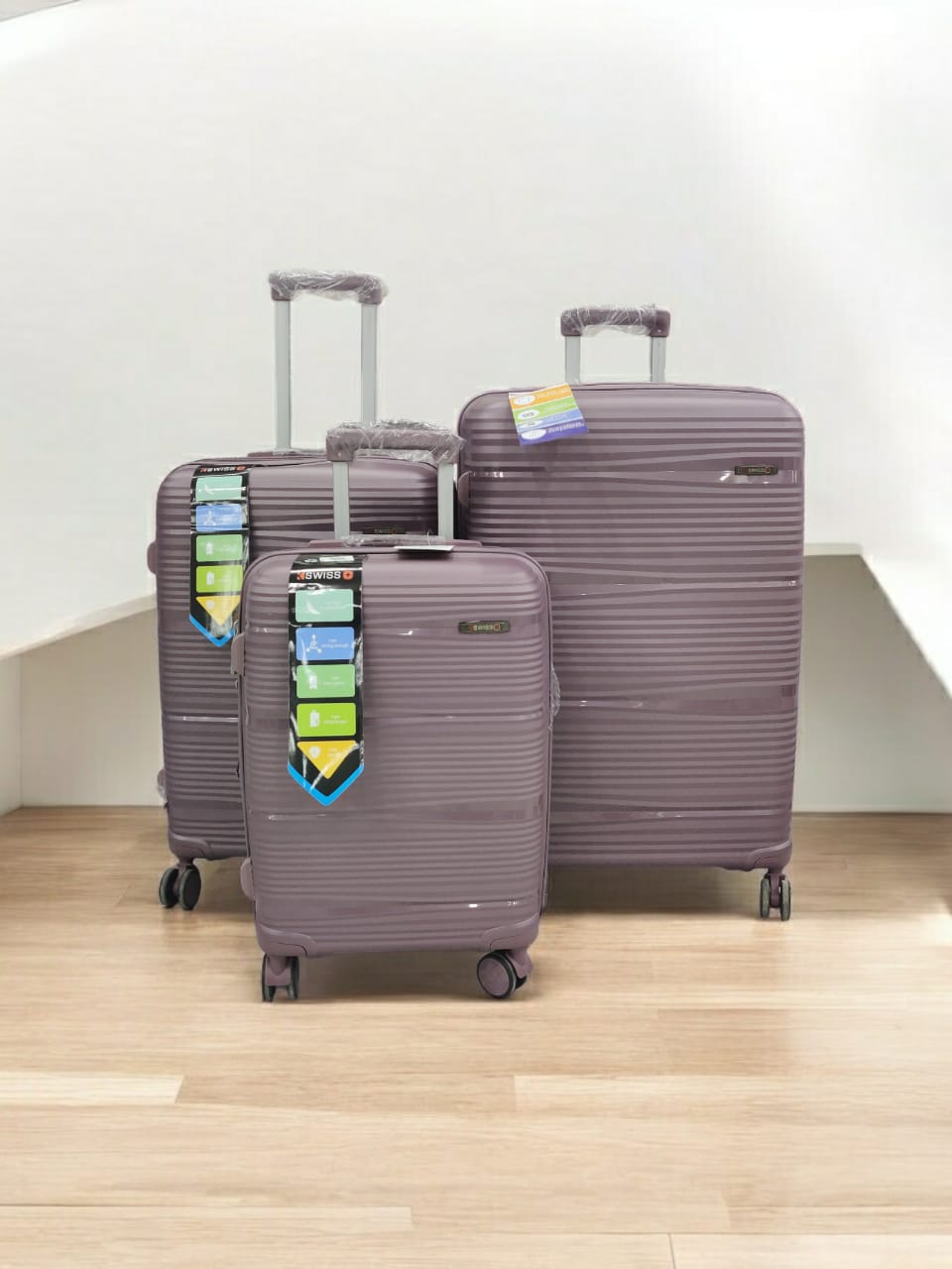 Swiss set of 3 travel bag luggage and suitcase