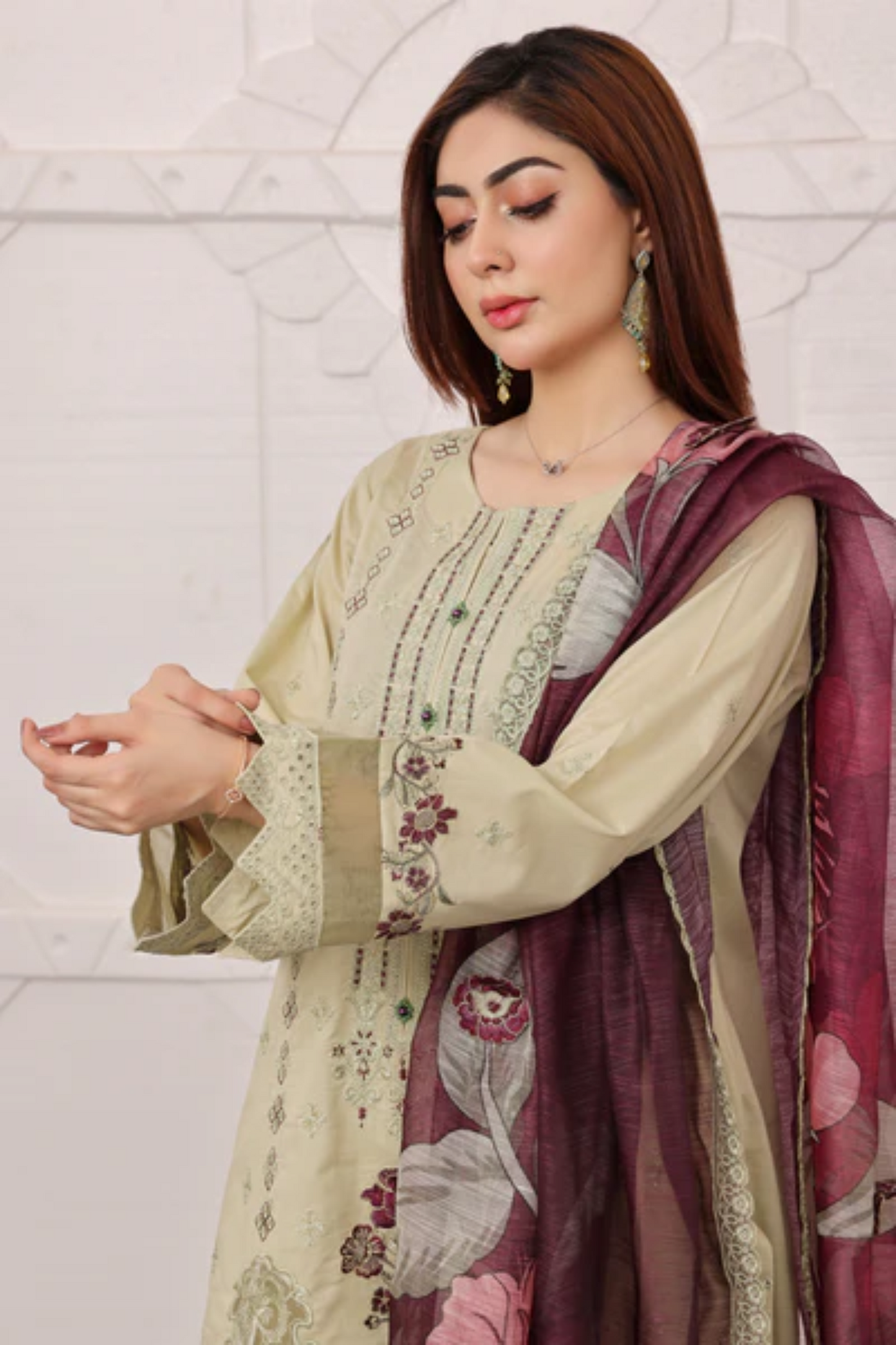 Ladies EMBROIDERED LAWN SUIT