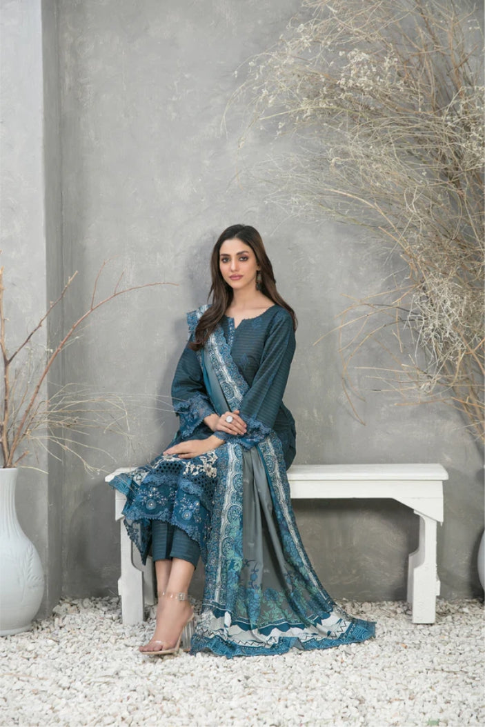 Tawakkal Dimah Embroidered Zari Khaddar Suit - winter 2024