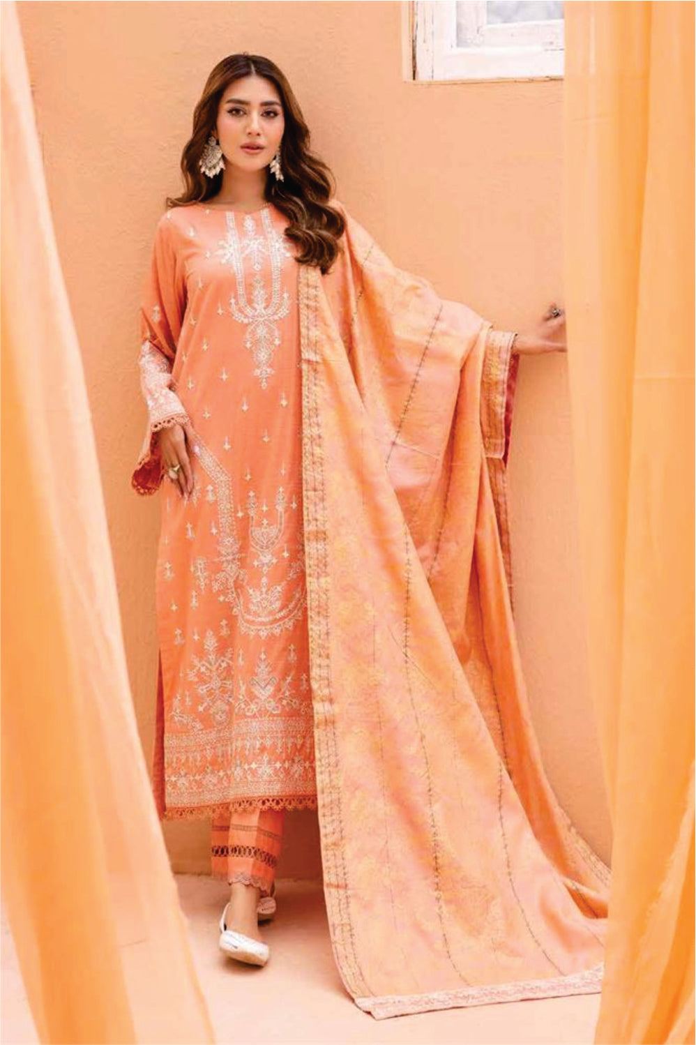 Ladies EMBROIDERED LAWN SUIT by Shams Collection