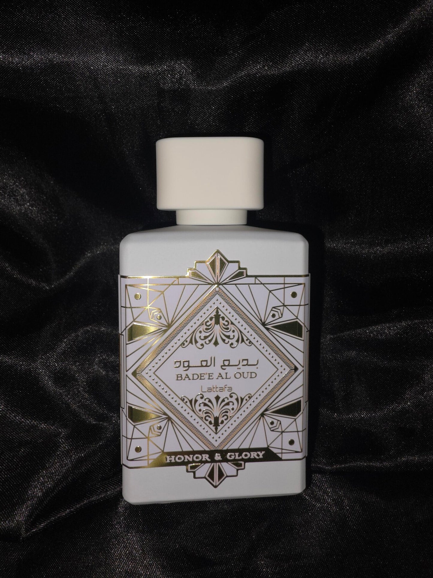 Bade'e Al Oud Honor & Glory Lattafa Perfumes for women and men