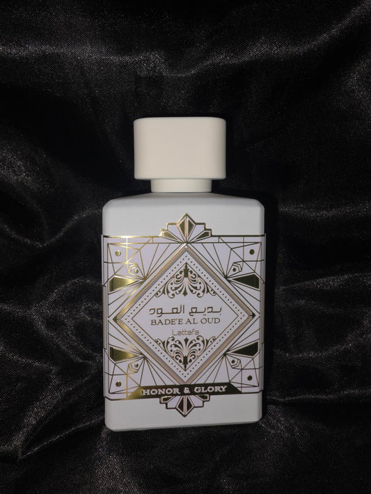 Bade'e Al Oud Honor & Glory Lattafa Perfumes for women and men